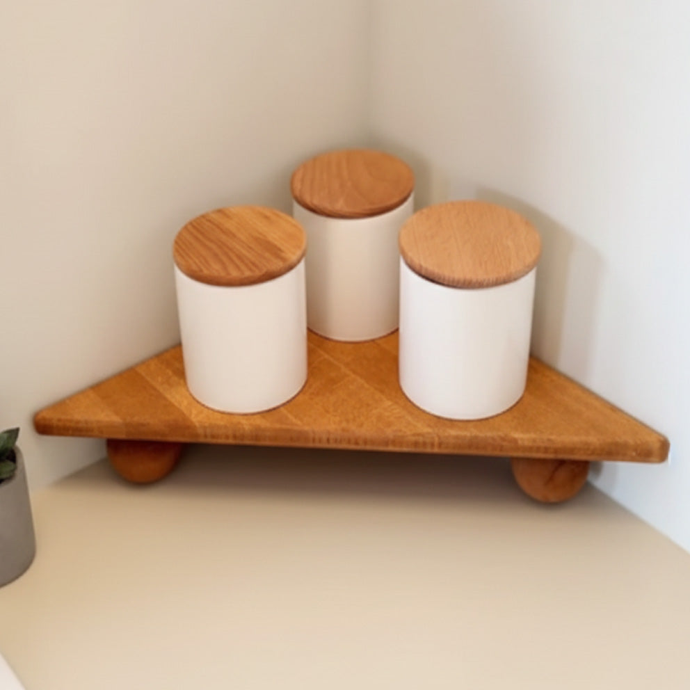 TriSpice Tray | Köşelere Düzen Getiren Üçgen Tasarım